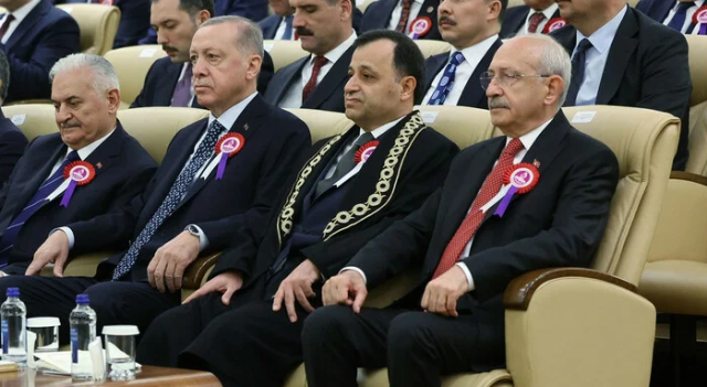 Cumhurbaşkanı Erdoğan ve Kılıçdaroğlu’u AYM töreninde karşı karşıya geldi