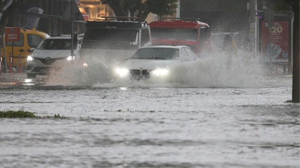 Kuvvetli sağanak geliyor! Meteoroloji’den 44 il için sarı ve turuncu kodlu uyarı