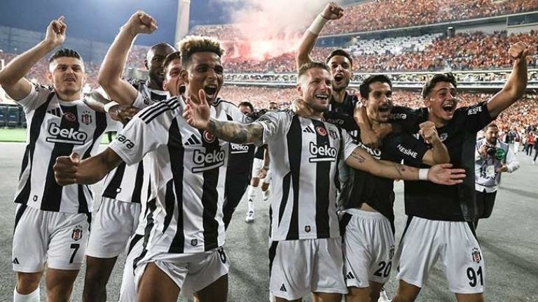 Beşiktaş, Galatasaray’ı 5-0 yenerek Süper Kupa’nın sahibi oldu