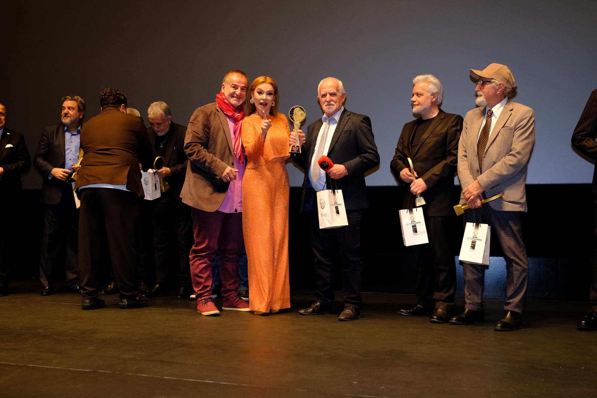 78 YAŞINDA 60 YILLIK USTA GAZETECİ USTAYA VEFA MESLEĞE SAYGI GAZETECİ ÖDÜLÜ ŞABAN MERGÜL’ÜN